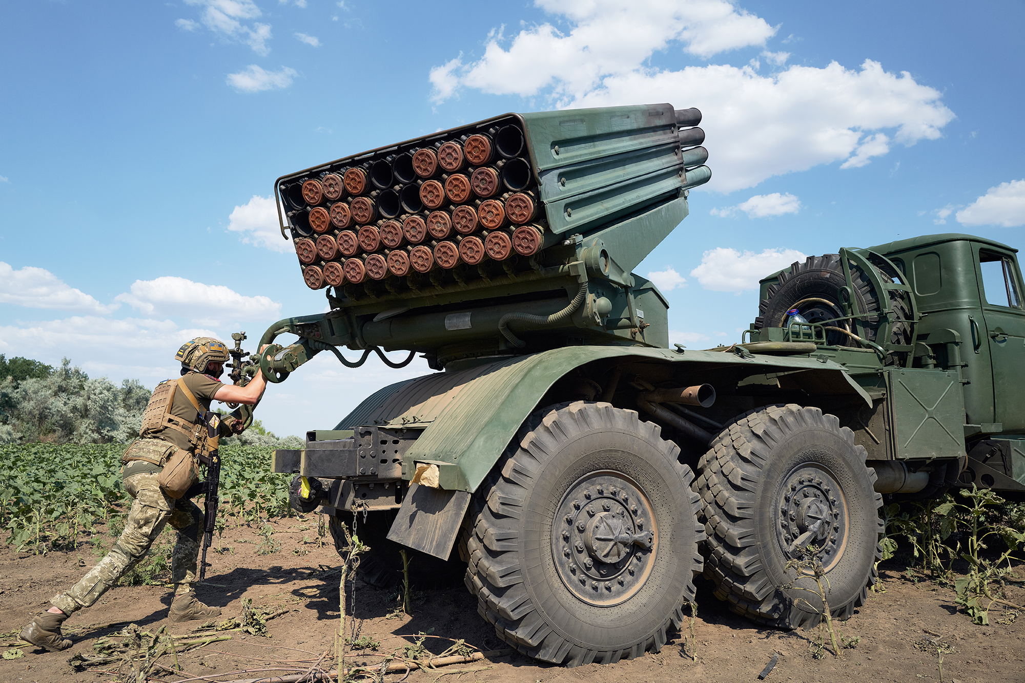 Герої на сторожі України. Хто і як захищає нашу країну під час війни